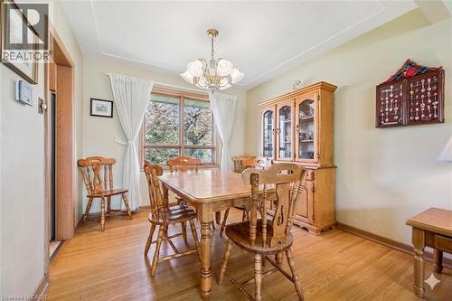 39 Charlotte Crescent, Kitchener, ON - Indoor Photo Showing Dining Room