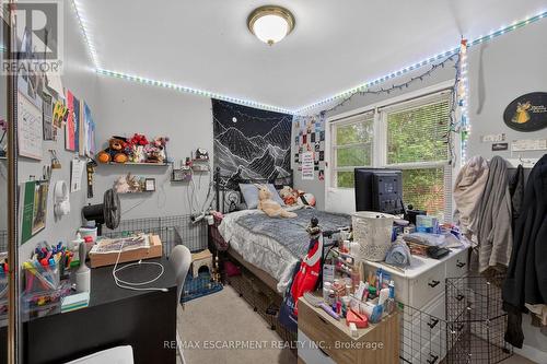 186 Seneca Avenue, Hamilton, ON - Indoor With Storage