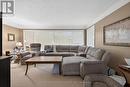 186 Seneca Avenue, Hamilton, ON  - Indoor Photo Showing Living Room 