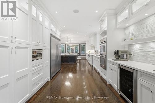 4180 Lakeshore Road, Burlington (Shoreacres), ON - Indoor Photo Showing Kitchen