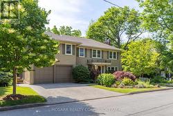 62 HILLCREST AVENUE St. Catharines (Old Glenridge), ON L2R 4Y1