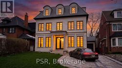36 AVA ROAD Toronto, ON M5P 1Y4