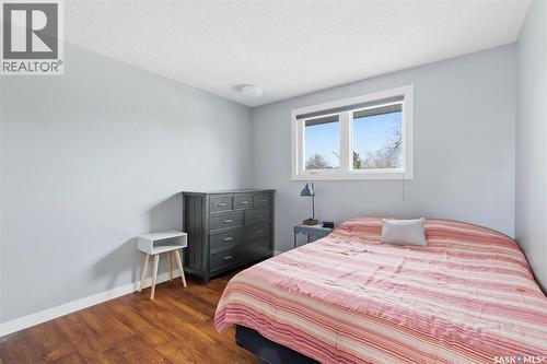 404 Dalgliesh Drive, Regina, SK - Indoor Photo Showing Bedroom