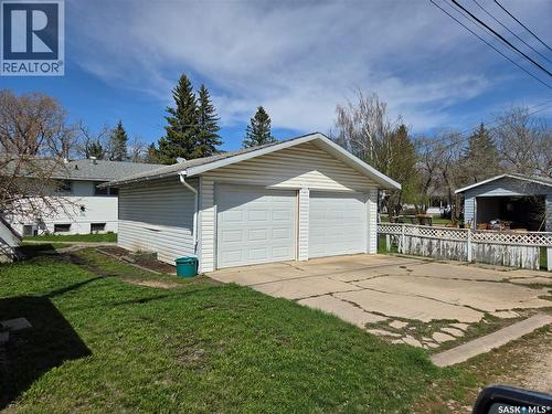 718 98Th Avenue, Tisdale, SK - Outdoor
