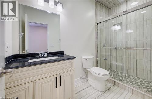 588 Beckview Crescent, Kitchener, ON - Indoor Photo Showing Bathroom