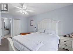 Primary bedroom - 