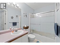 Main bath - 