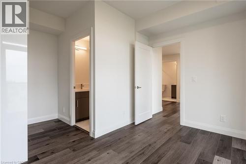 500 Brock Avenue Unit# 808, Burlington, ON - Indoor Photo Showing Other Room
