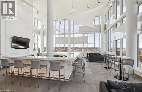 500 Brock Avenue Unit# 808, Burlington, ON - Indoor