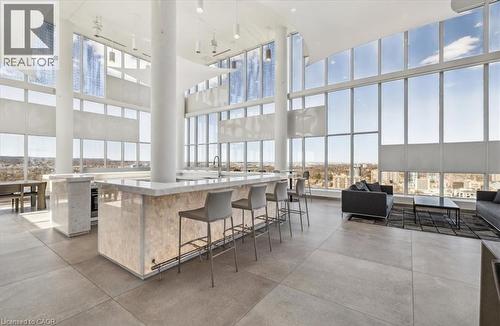 500 Brock Avenue Unit# 808, Burlington, ON - Indoor