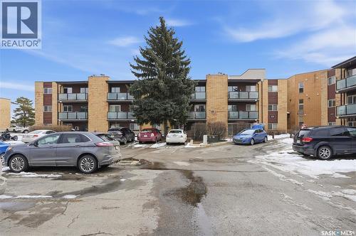 307 419 Tait COURT  Saskatoon, SK S7H 5L3