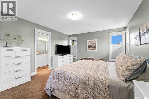 303 Brookmore Crescent, Saskatoon, SK - Indoor Photo Showing Bedroom