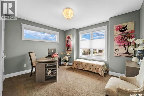 303 Brookmore Crescent, Saskatoon, SK - Indoor Photo Showing Bedroom