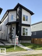 11036 128 ST NW  Edmonton, AB T5M 0W6