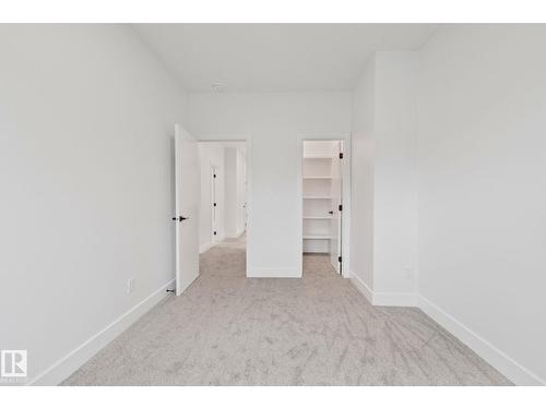 11036 128 St Nw, Edmonton, AB - Indoor