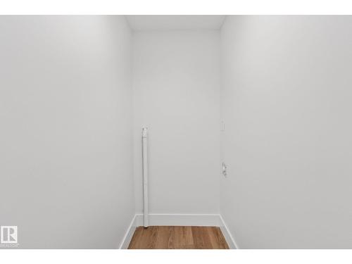 11036 128 St Nw, Edmonton, AB - Indoor Photo Showing Other Room