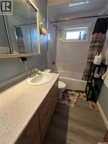 2007 Mayfair Bay, Estevan, SK - Indoor Photo Showing Bathroom