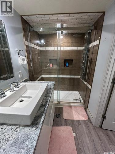 2007 Mayfair Bay, Estevan, SK - Indoor Photo Showing Bathroom
