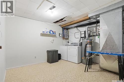 16 425 Pinehouse Drive, Saskatoon, SK - Indoor Photo Showing Laundry Room