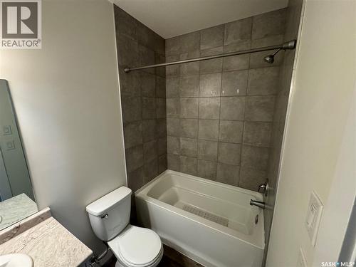 671 Underhill Road, Saskatoon, SK - Indoor Photo Showing Bathroom
