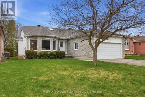 33 TREELAWN BOULEVARD  Perth, ON K7H 3P1