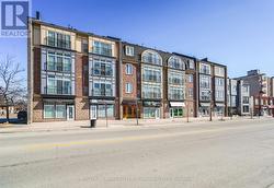 305 - 459 KERR STREET Oakville, ON L6K 3C2