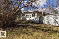 11406 32 ST NW  Edmonton, AB T5W 4R9