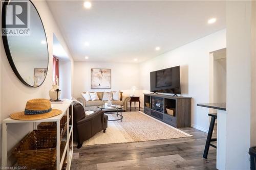 18 Armstrong Avenue, Hamilton, ON - Indoor Photo Showing Other Room