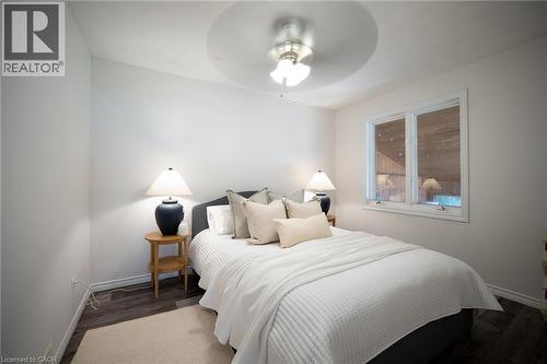 18 Armstrong Avenue, Hamilton, ON - Indoor Photo Showing Bedroom