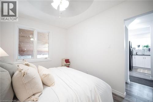 18 Armstrong Avenue, Hamilton, ON - Indoor Photo Showing Bedroom