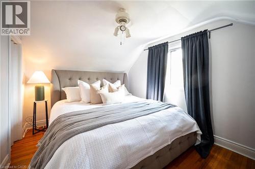 18 Armstrong Avenue, Hamilton, ON - Indoor Photo Showing Bedroom