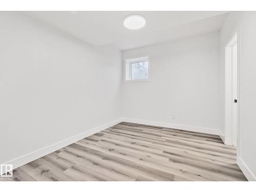 11032 128 St Nw, Edmonton, AB - Indoor Photo Showing Other Room