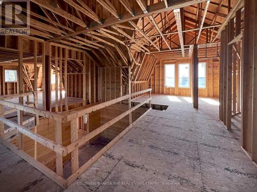 16 Evergreen Way, Trent Lakes, ON - Indoor Photo Showing Other Room