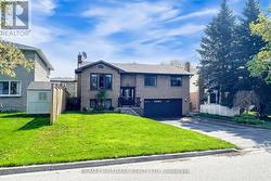 3 CHERRY BLOSSOM CRESCENT Clarington, ON L1E 1H1