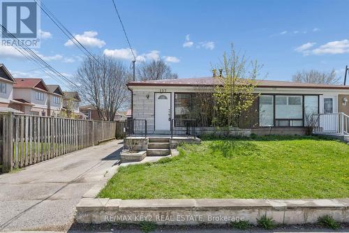 137 NEWLANDS AVENUE  Toronto, ON M1L 1S2