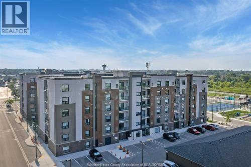 728 BROWNSTONE DRIVE Unit# 403  Lakeshore, ON N9K 0C4