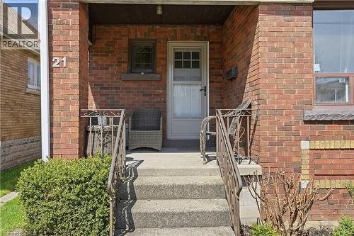 21 Weir Street N, Hamilton, ON - Outdoor With Exterior