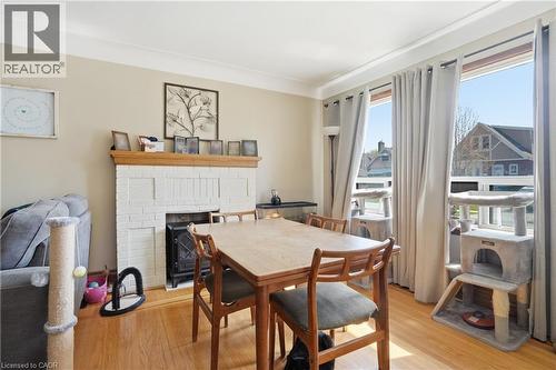 21 Weir Street N, Hamilton, ON - Indoor Photo Showing Dining Room