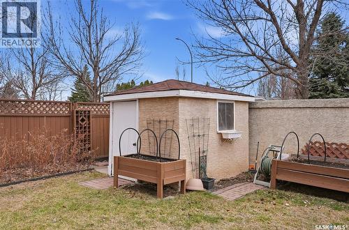 911 Chotem Crescent, Saskatoon, SK - Outdoor