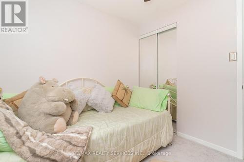 6 Lauderdale Road, Brampton, ON - Indoor Photo Showing Bedroom