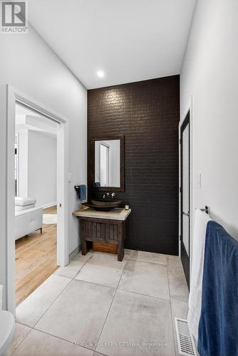 178 Main Street, Ottawa, ON 