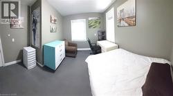 Main floor bedroom - 