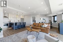 332 GOSLING Gardens Unit# 805PH Guelph, ON N1H 3A1