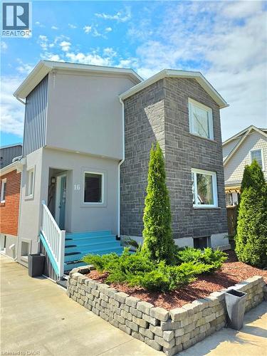 Front access to main floor units - 16 Forest Hill Road, St. Catharines, ON - Outdoor With Exterior