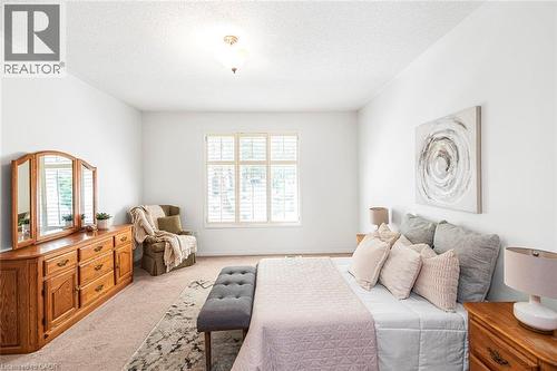 102 Moore Crescent, Ancaster, ON - Indoor Photo Showing Bedroom