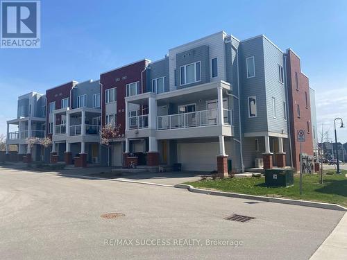 80 Progress Crescent, Kitchener, ON - Outdoor With Balcony With Facade