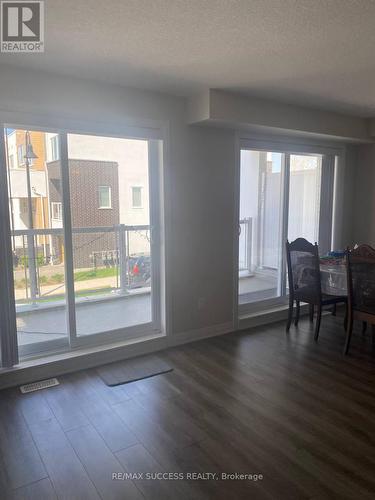 80 Progress Crescent, Kitchener, ON - Indoor