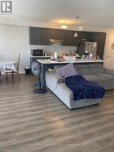 80 Progress Crescent, Kitchener, ON - Indoor Photo Showing Other Room
