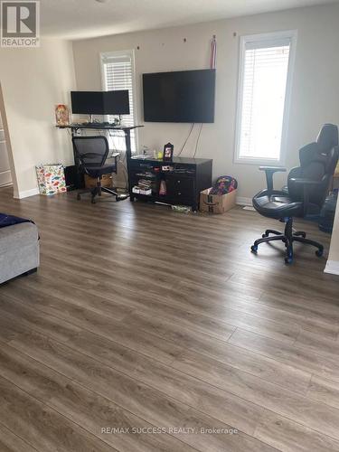 80 Progress Crescent, Kitchener, ON - Indoor