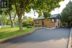 UPPER - 39 WESTMINSTER AVENUE Hamilton (Westcliffe), ON L9C 4L8